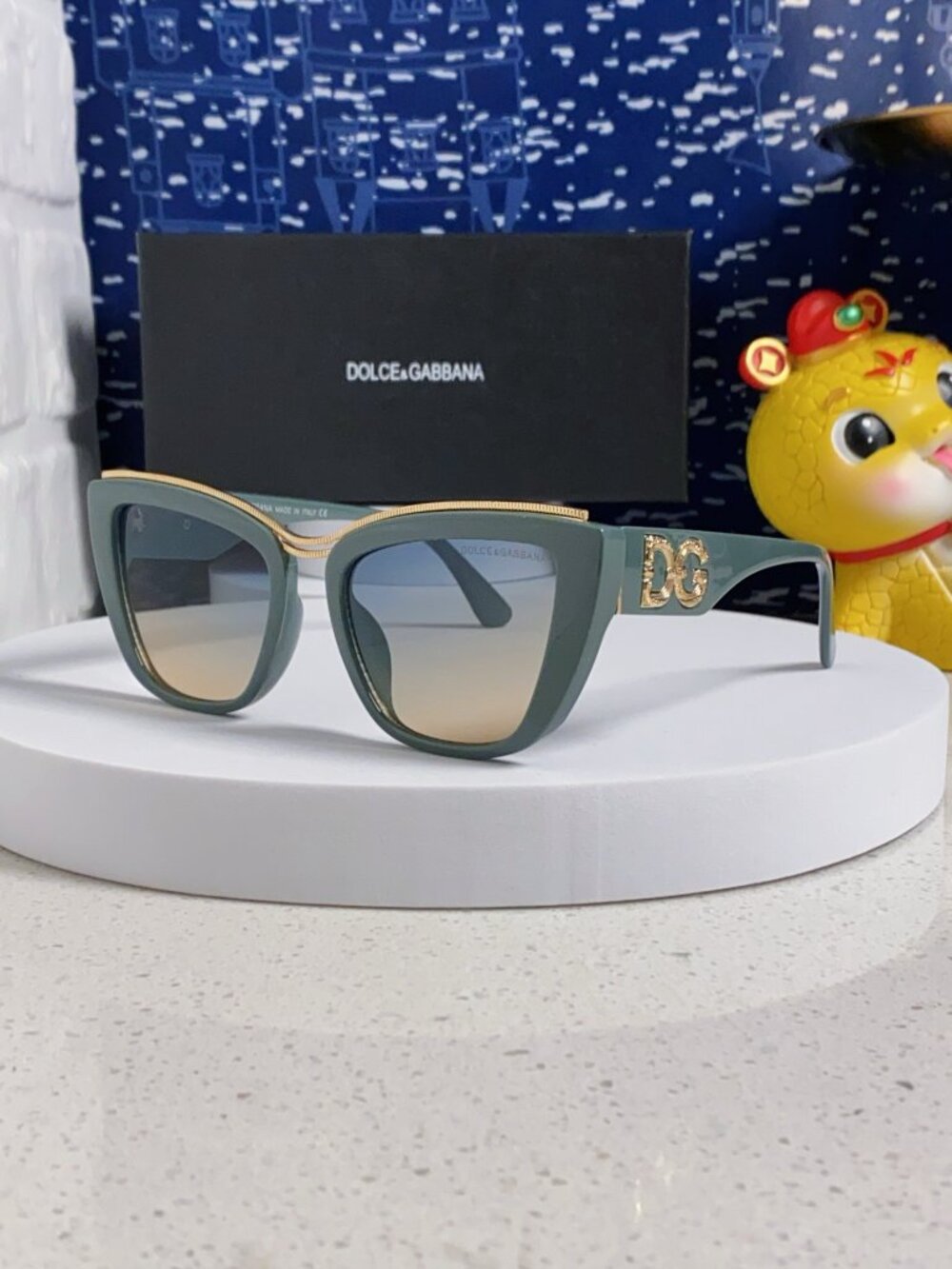 Dolce & Gabbana New Women's Cat-Eye Sunglasses